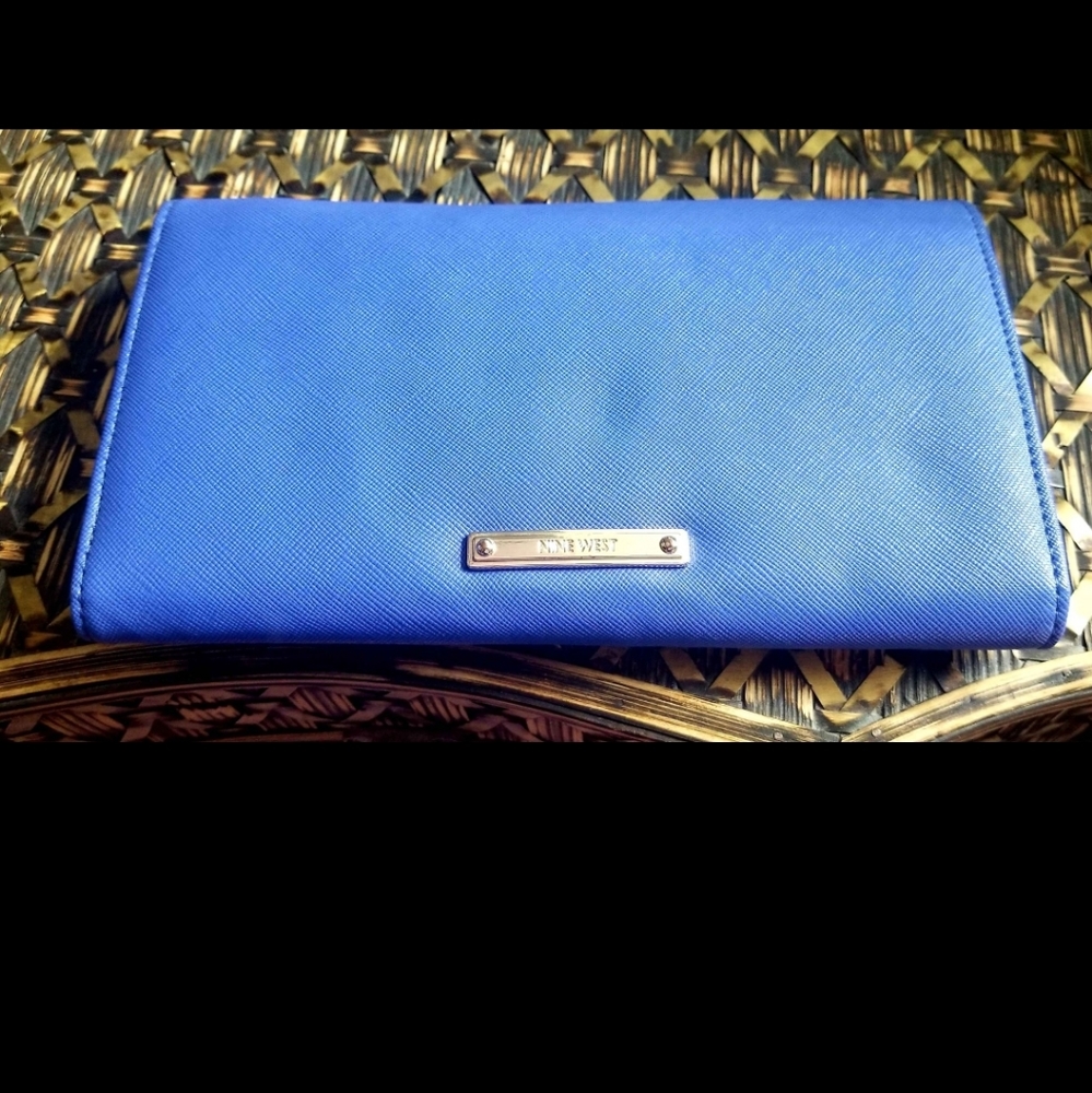 Nine West Clutch Wallet